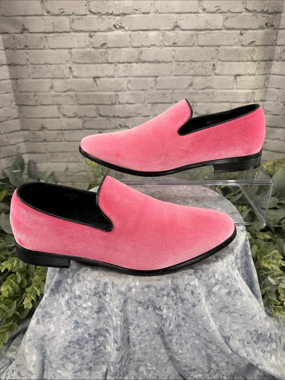 METRO CHARM - Pink Velvet Classic Fashion Dress Loafer - Mens 10M 🩷 VGUC